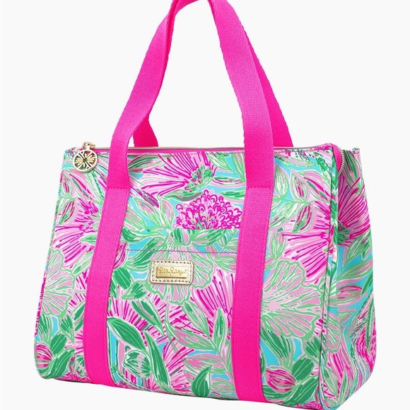 Lilly Pulitzer Other - Lilly Pulitzer Lunch bag “coming in hot”